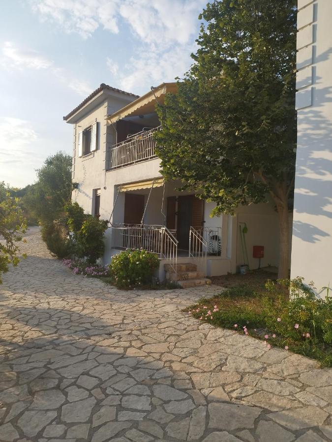 Σπιτι Σε Συγκροτημα Με Πισινα Mary'S House Villa Gialova Bagian luar foto